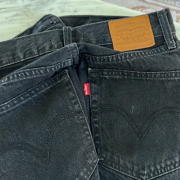 Levi’s High Loose Flare Jeans - Picture 8 of 8